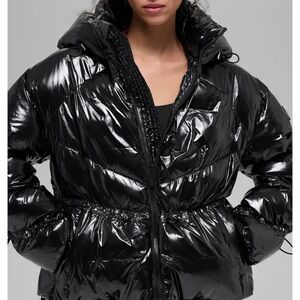 Stunner Puffer alo yoga jacket like new